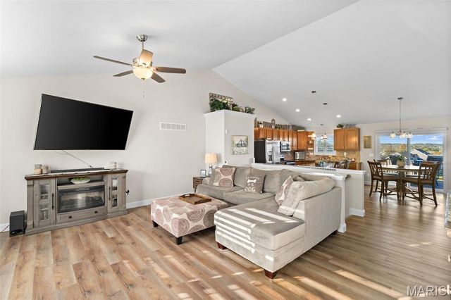 134 Vista Vallarta Drive, Union, MO 63084