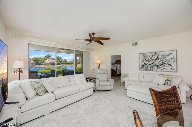 8200 Saratoga DR 401, Naples, FL 34113