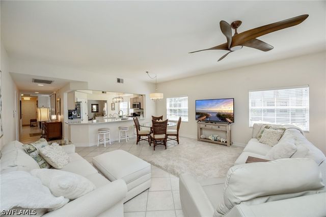 8200 Saratoga DR 401, Naples, FL 34113