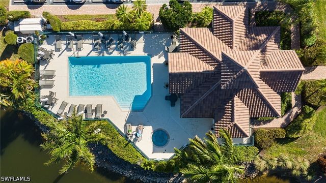 8200 Saratoga DR 401, Naples, FL 34113