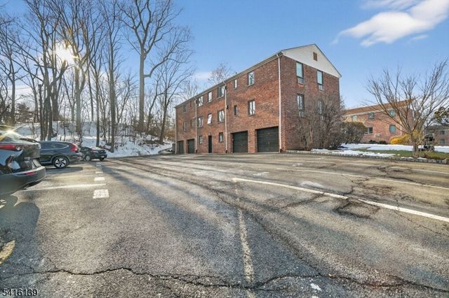 10 Troy Dr 10A, Springfield Twp., NJ 07081