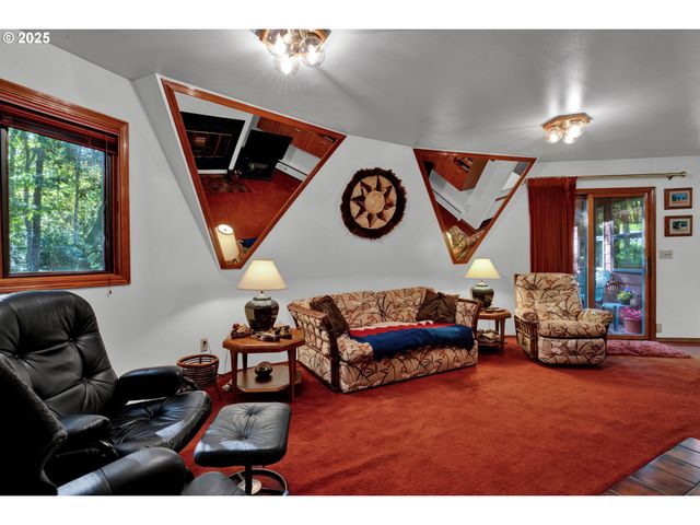 434 E 39TH Ave, Eugene, OR 97405