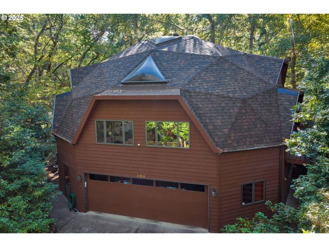 434 E 39TH Ave, Eugene, OR 97405