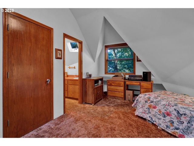 434 E 39TH Ave, Eugene, OR 97405