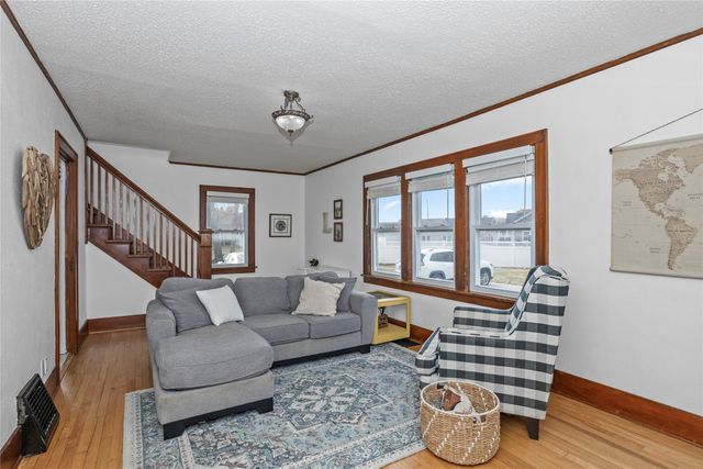 310 Ashworth Drive, Waukee, IA 50263