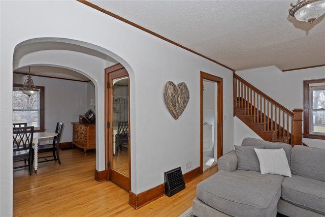 310 Ashworth Drive, Waukee, IA 50263