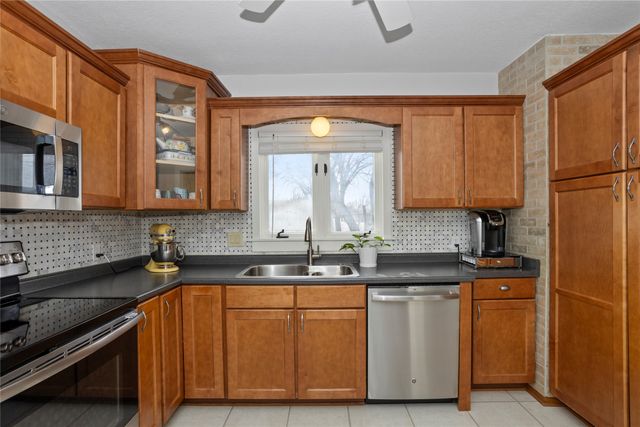 310 Ashworth Drive, Waukee, IA 50263