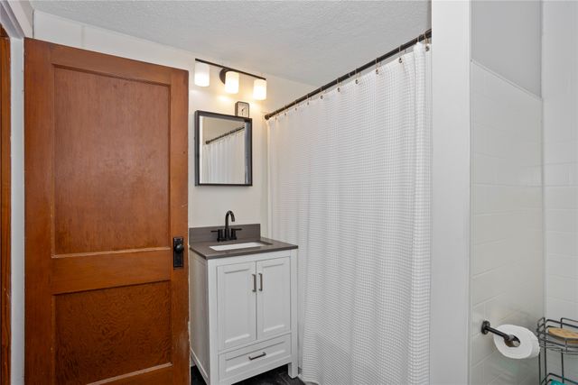 310 Ashworth Drive, Waukee, IA 50263