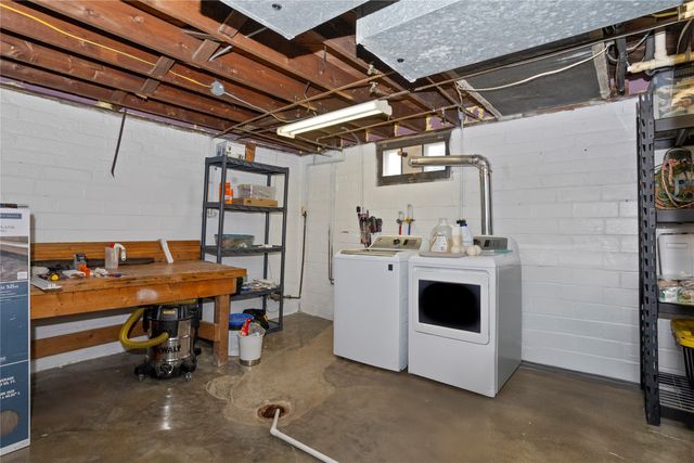 310 Ashworth Drive, Waukee, IA 50263