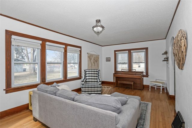 310 Ashworth Drive, Waukee, IA 50263