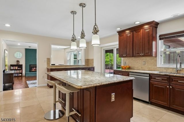 45 Adams Dr, Montgomery Twp., NJ 08502