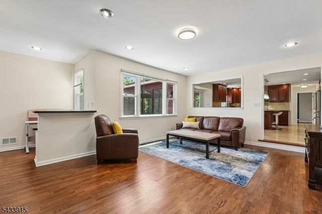 45 Adams Dr, Montgomery Twp., NJ 08502