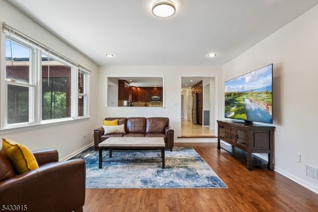 45 Adams Dr, Montgomery Twp., NJ 08502