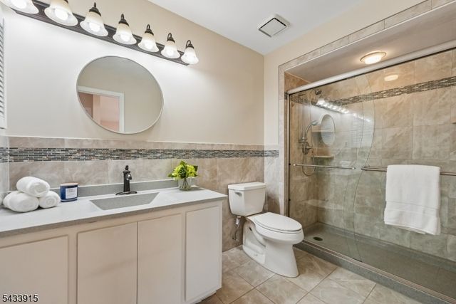 45 Adams Dr, Montgomery Twp., NJ 08502
