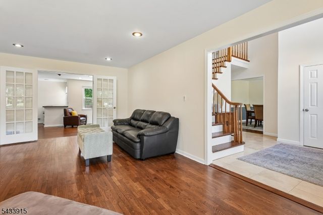 45 Adams Dr, Montgomery Twp., NJ 08502
