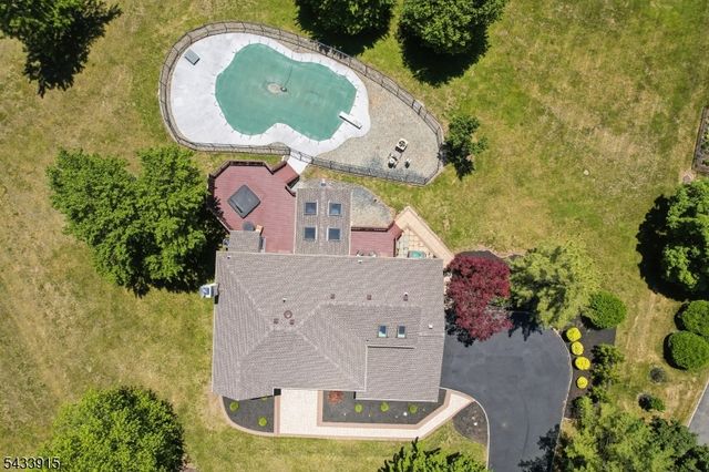 45 Adams Dr, Montgomery Twp., NJ 08502