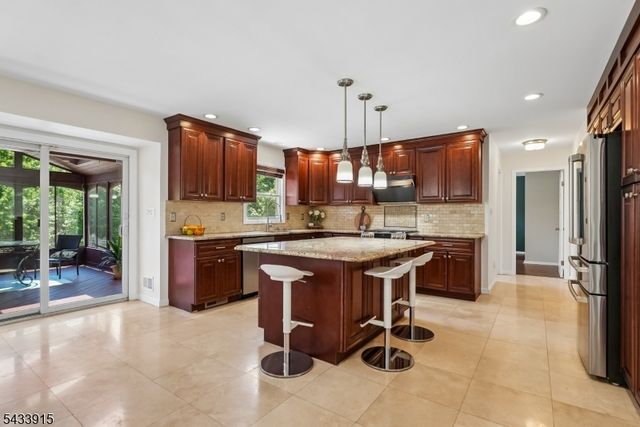 45 Adams Dr, Montgomery Twp., NJ 08502