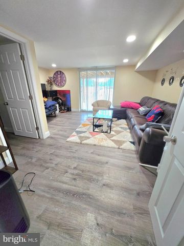 3559 NOTTINGHAM LN, Philadelphia, PA 19114