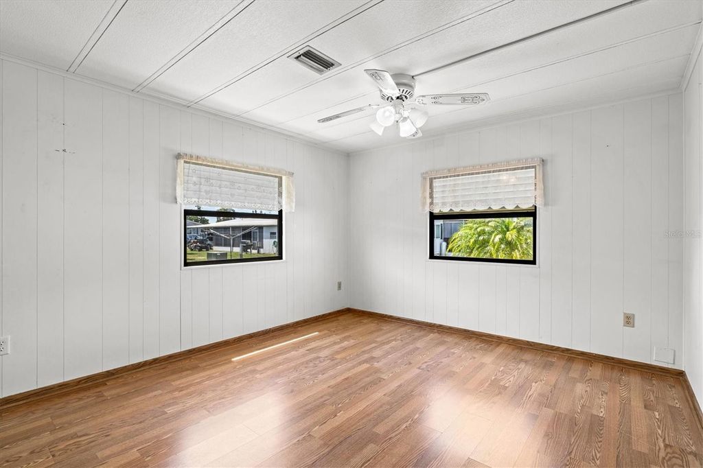 Image 25 of property listing at 5316 53RD AVENUE E K28, Bradenton, FL 34203