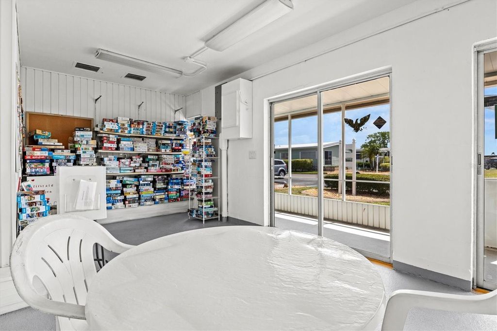 Image 52 of property listing at 5316 53RD AVENUE E K28, Bradenton, FL 34203