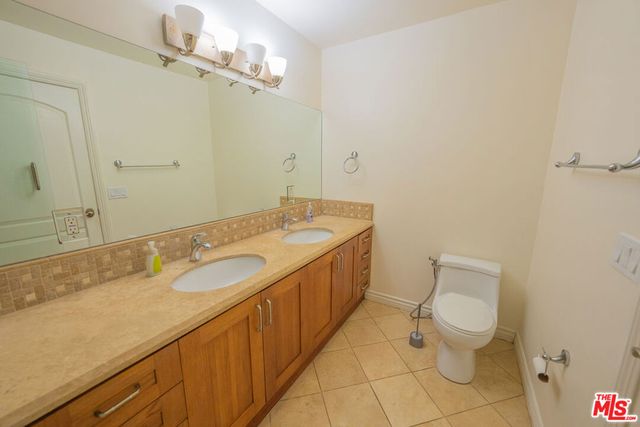 626 E Orange Grove Avenue 105, Burbank, CA 91501