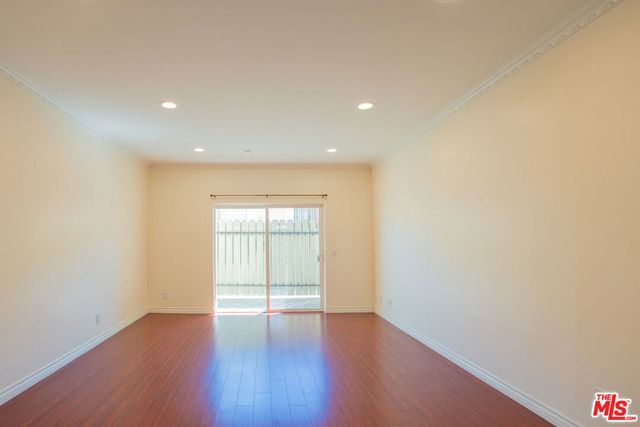 626 E Orange Grove Avenue 105, Burbank, CA 91501