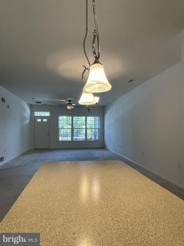 56 CASTEEL DR, Martinsburg, WV 25404