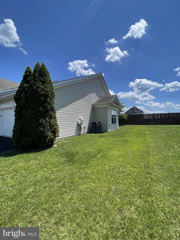 56 CASTEEL DR, Martinsburg, WV 25404
