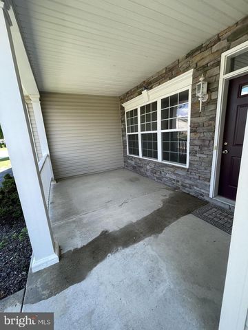 56 CASTEEL DR, Martinsburg, WV 25404