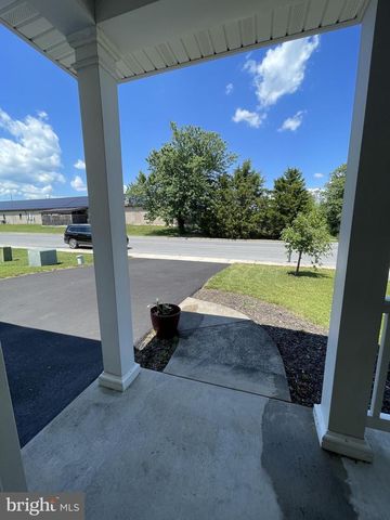 56 CASTEEL DR, Martinsburg, WV 25404