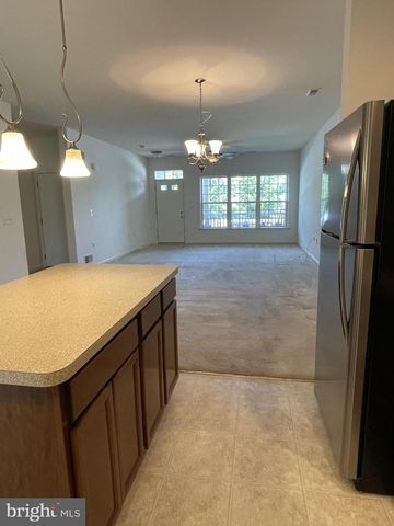 56 CASTEEL DR, Martinsburg, WV 25404