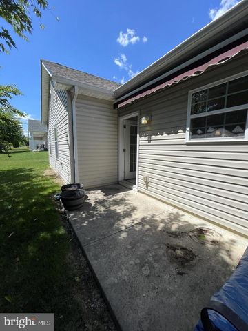 56 CASTEEL DR, Martinsburg, WV 25404