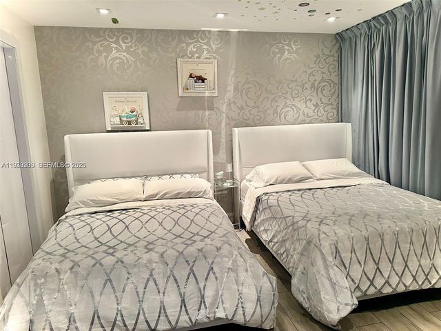 1150 98th St 10, Bay Harbor Islands, FL 33154