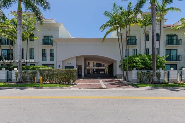 1150 98th St 10, Bay Harbor Islands, FL 33154