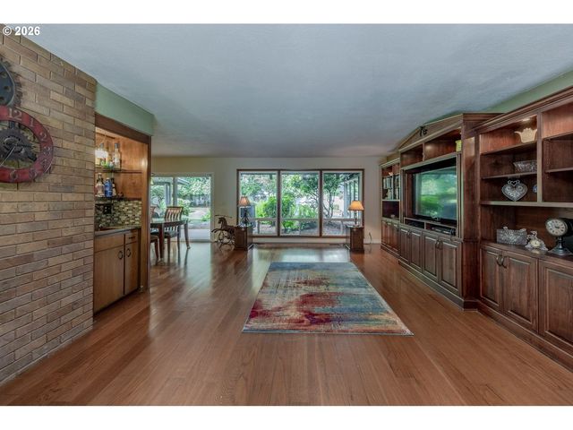 2798 FIRWOOD Way, Eugene, OR 97401