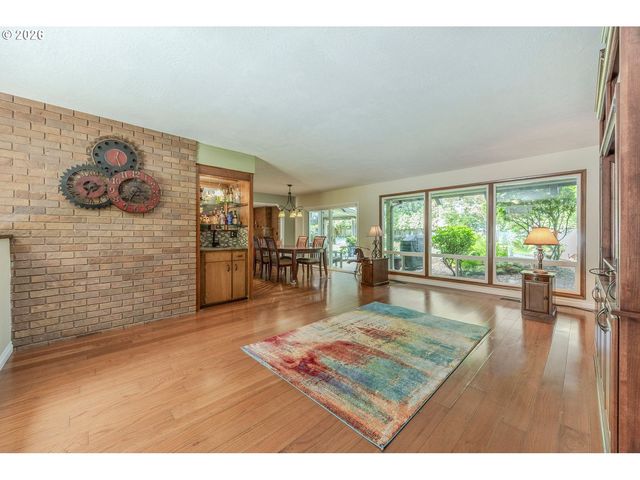 2798 FIRWOOD Way, Eugene, OR 97401