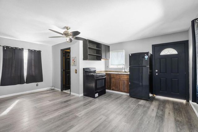 12 Eastern Drive, Watsonville, CA 95076