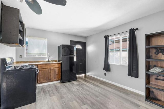 12 Eastern Drive, Watsonville, CA 95076