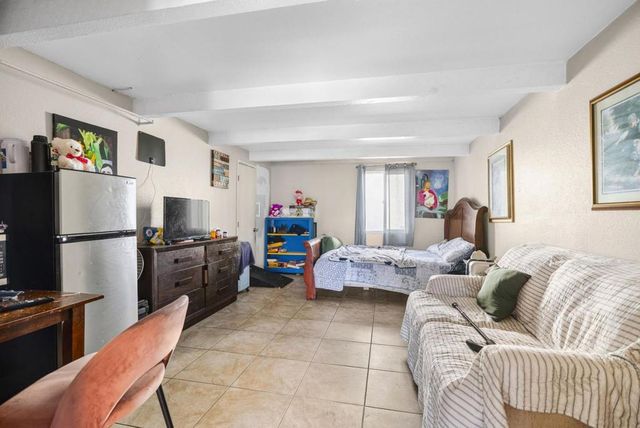 12 Eastern Drive, Watsonville, CA 95076