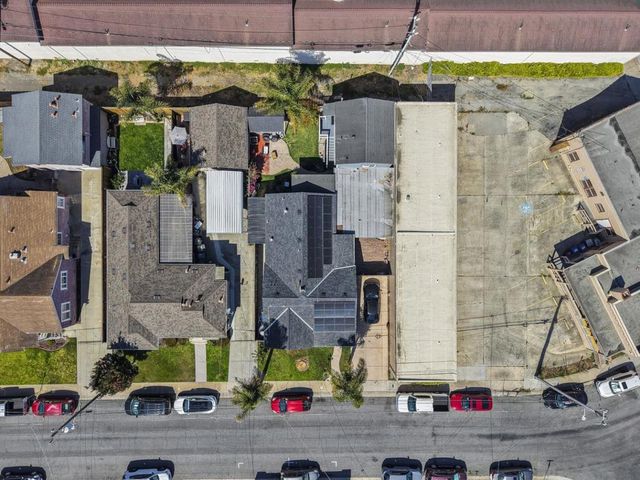 12 Eastern Drive, Watsonville, CA 95076
