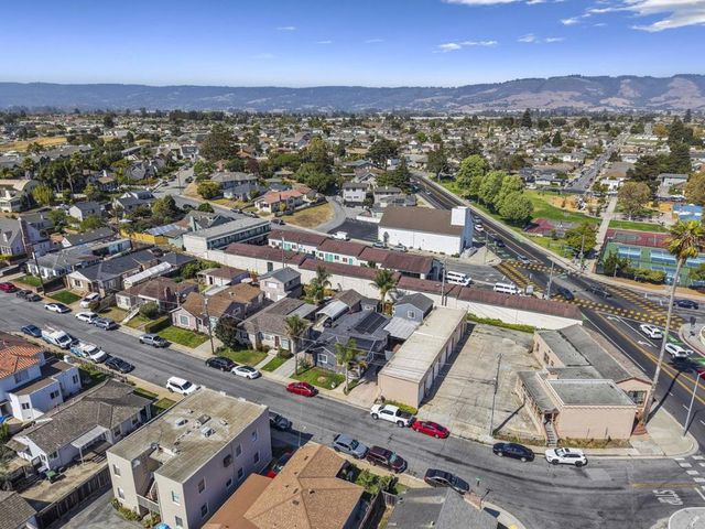 12 Eastern Drive, Watsonville, CA 95076