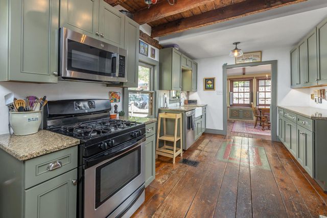 20 N MAIN ST, Mullica Hill, NJ 08062