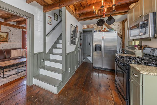 20 N MAIN ST, Mullica Hill, NJ 08062