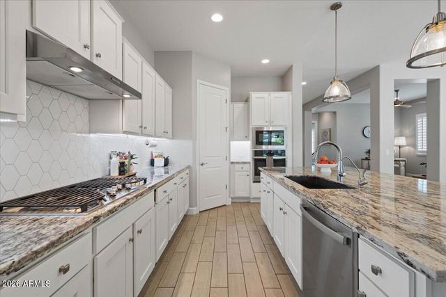 21247 W MEADOWBROOK Avenue, Buckeye, AZ 85396