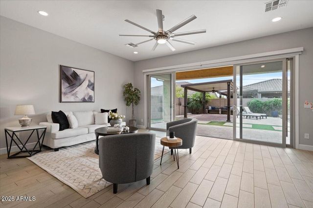 21247 W MEADOWBROOK Avenue, Buckeye, AZ 85396