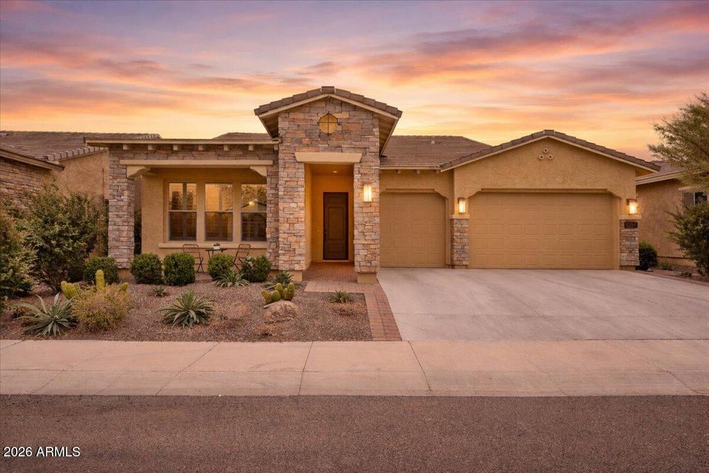 21247 W MEADOWBROOK Avenue, Buckeye, AZ 85396