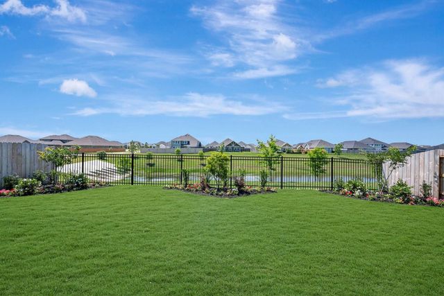 526 Samuel Ridge Drive, Dayton, TX 77535