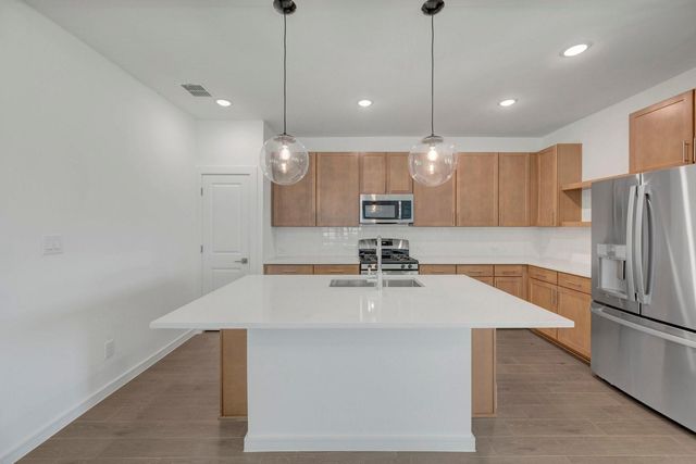 526 Samuel Ridge Drive, Dayton, TX 77535