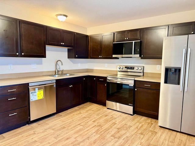 719 Wedeking Avenue, Evansville, IN 47711