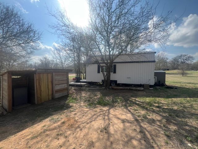 128 Arrowhead CT A, Bastrop, TX 78602